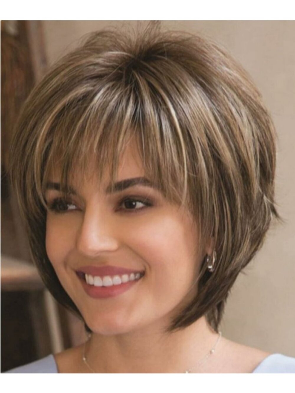 Short Layered Brown Mix Two Tones x Synthetic Hair Wigs Women Natural Soft Wigs
